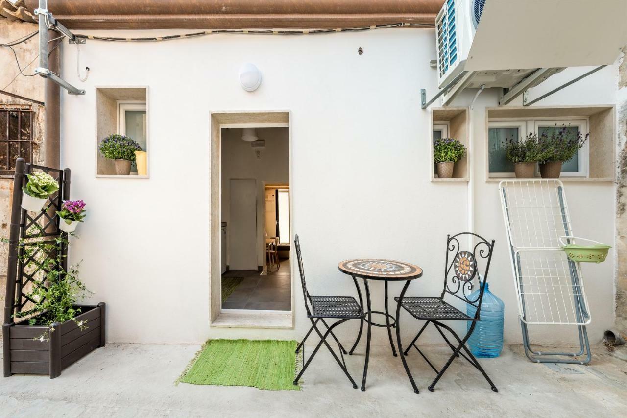 Casa Leone 01 Apartment Syracuse ภายนอก รูปภาพ