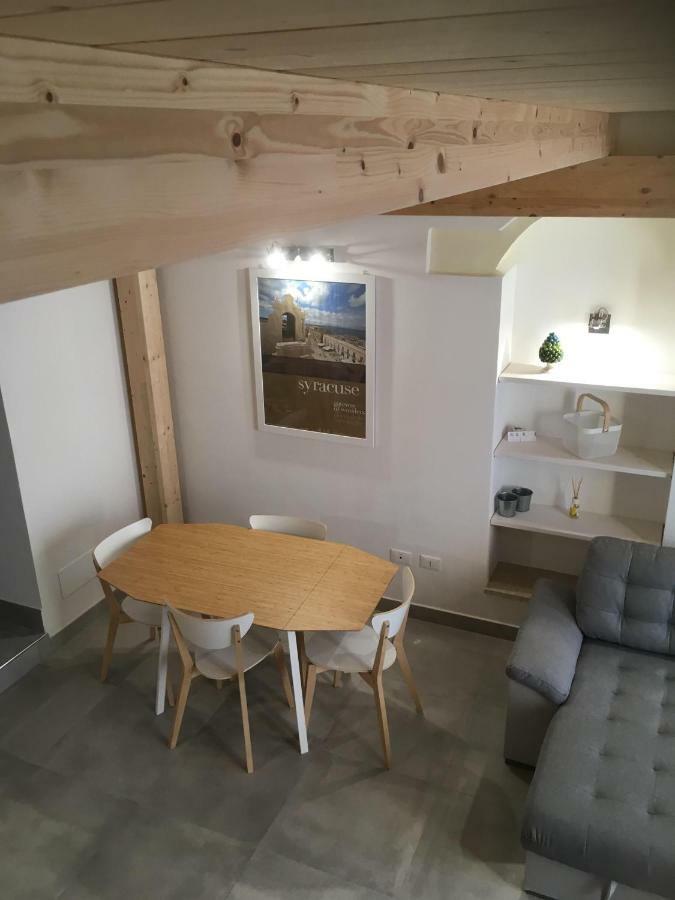Casa Leone 01 Apartment Syracuse ภายนอก รูปภาพ